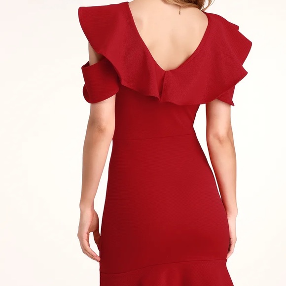 Elliana Red Ruffled Bodycon Dress - Lulus size S - Picture 6 of 6